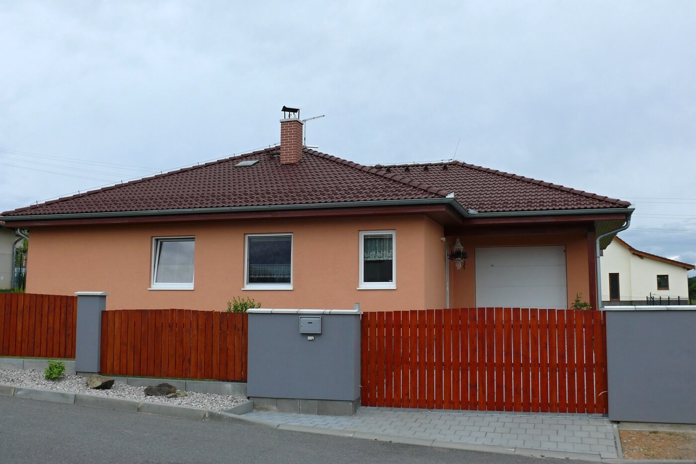 Přízemní rodinný dům s garáží Martina C